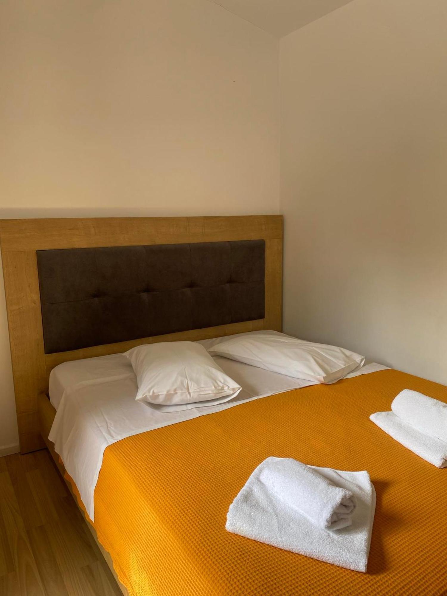 Hotel - Apollon